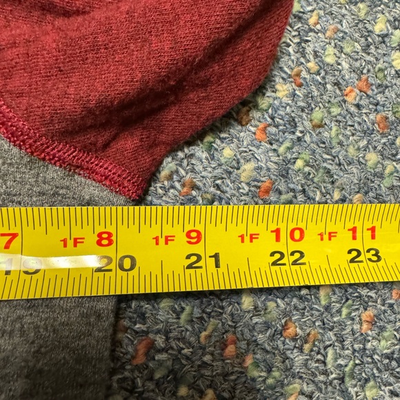 LL Bean long sleeve grey and maroon crew neck shirt - Picture 5 of 6